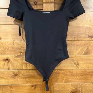 Aritzia Babaton Contour Black Bodysuit